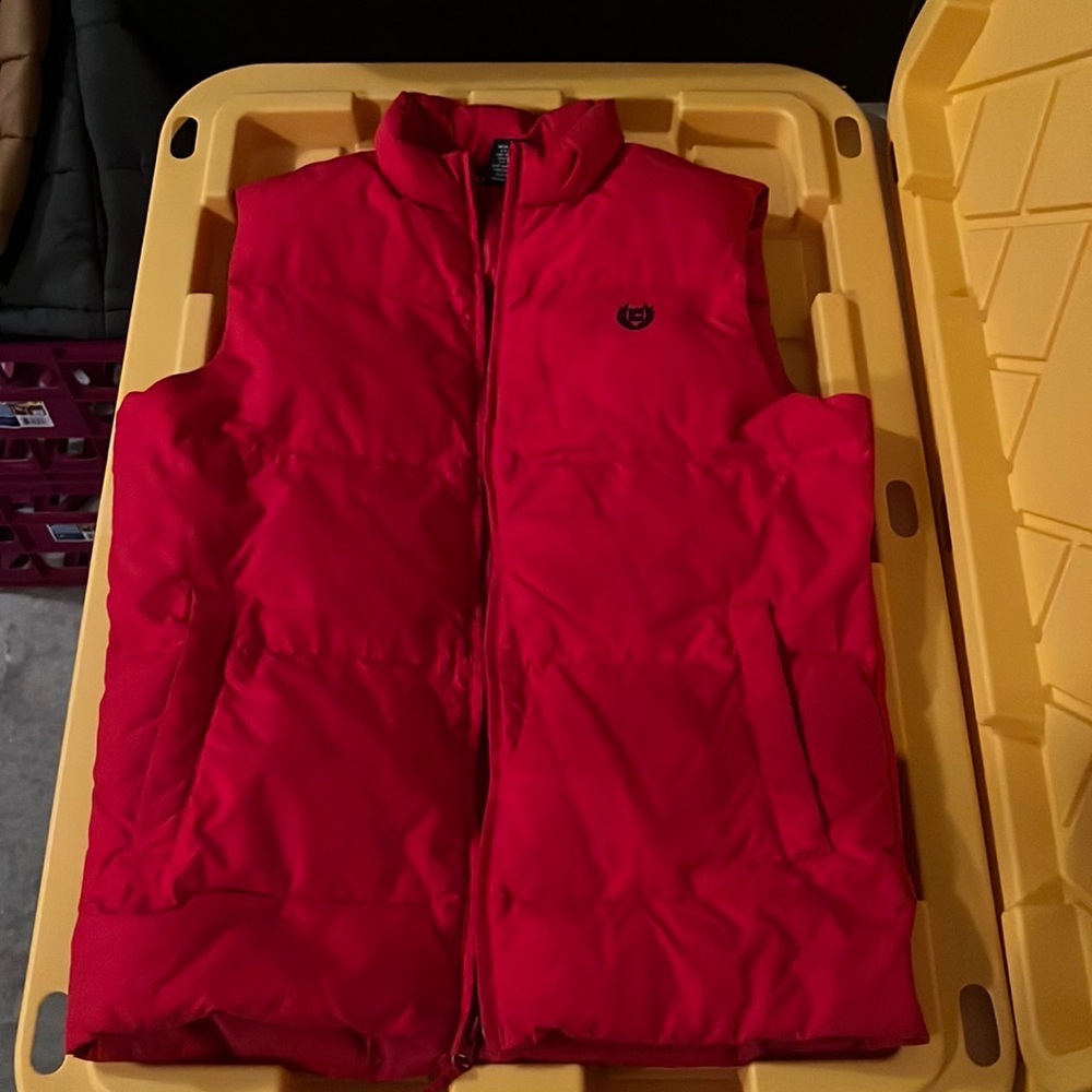 Chaps Boys Puff Vest, Size Med, Great condition, 2 small marks on back
